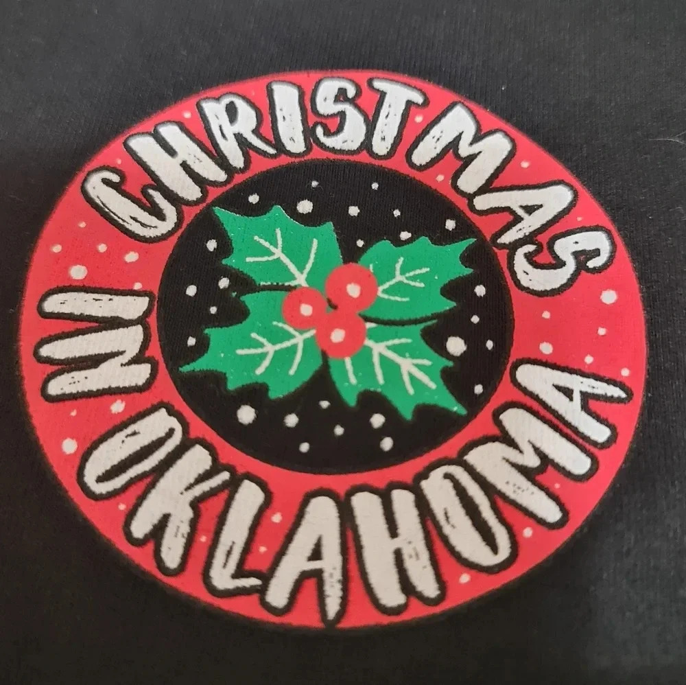 Christmas in Oklahoma T-shirt Women's Large Black Long Sleeve Believe - Picture 2 of 5